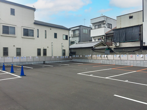 清誠歯科 本院(東住吉)は無料駐車場20台完備しています
